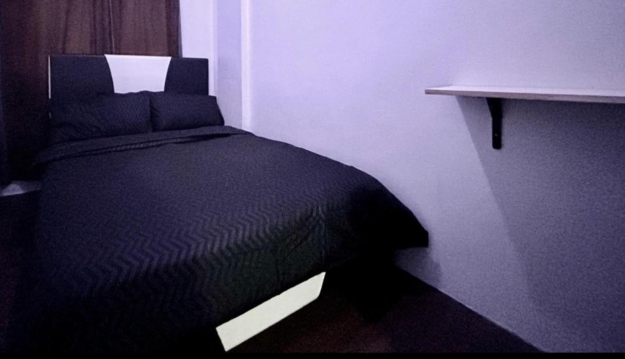 Private Room With Ac And Fan At Ekg Manila House Rental Exteriör bild